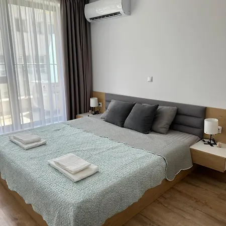 Apartment M *