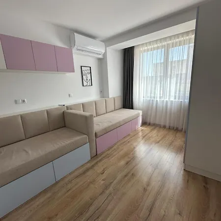 Apartment M *